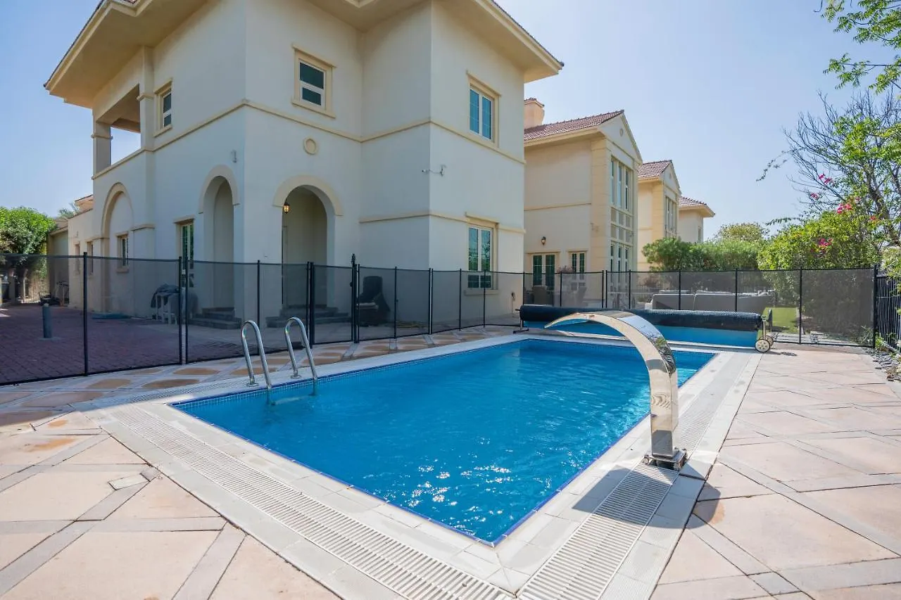 Jumeirah Islands Private Pool Villa Dubai