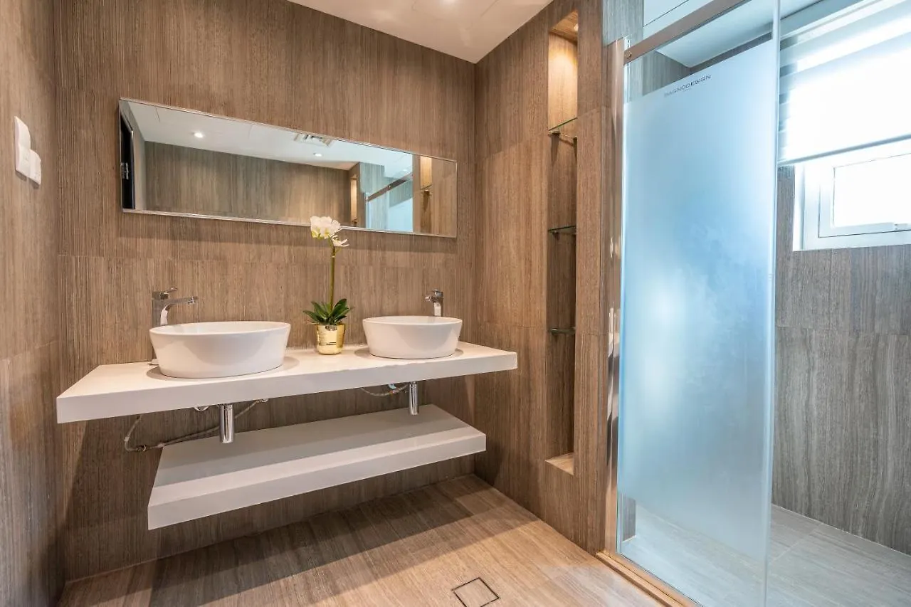 Jumeirah Islands Private Pool Villa Dubai