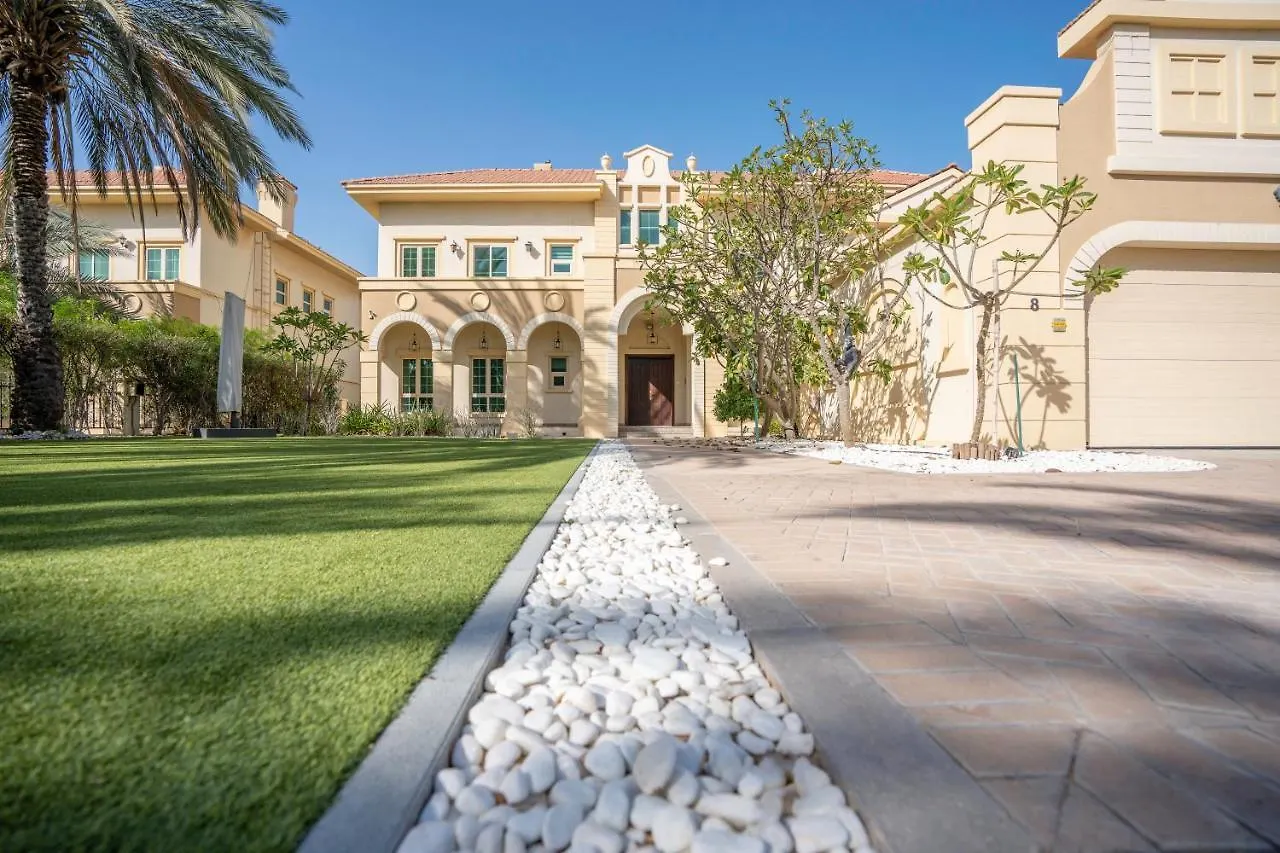Jumeirah Islands Private Pool Villa Dubai