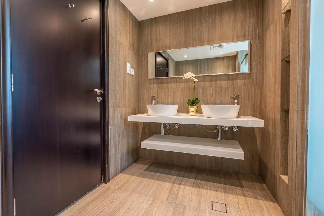 Jumeirah Islands Private Pool Villa Dubai